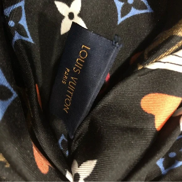 Louis Vuitton limited edition game on bandeau - Picture 6 of 9